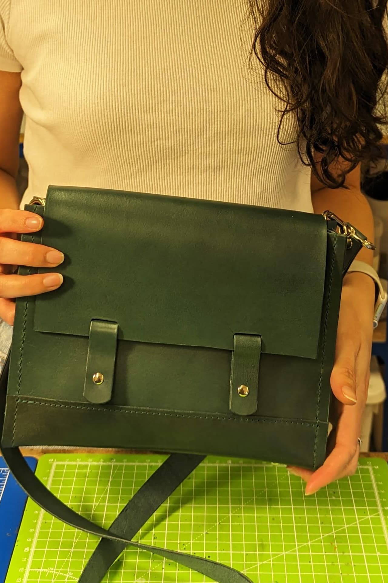 LEATHER SATCHEL WORKSHOP for 2 PEOPLE