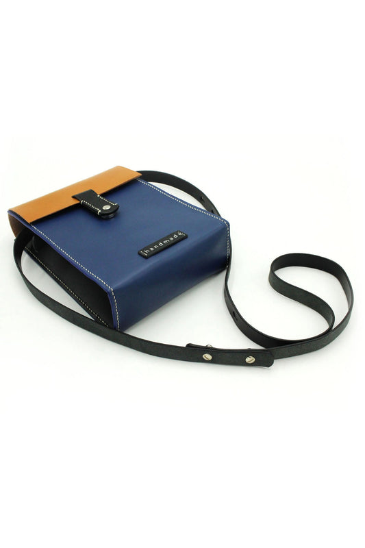 SMALL LEATHER CROSSBODY BAG WORKSHOP for 2 PEOPLE